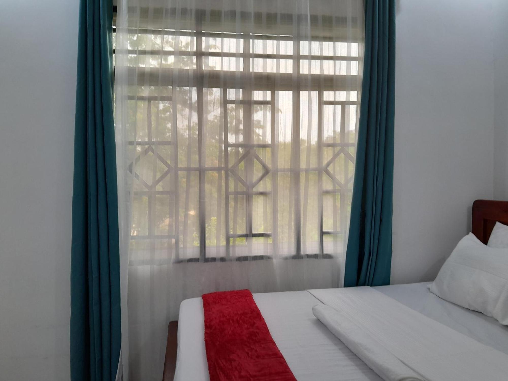Valley Breeze Hotel Dar es Salaam Exteriör bild