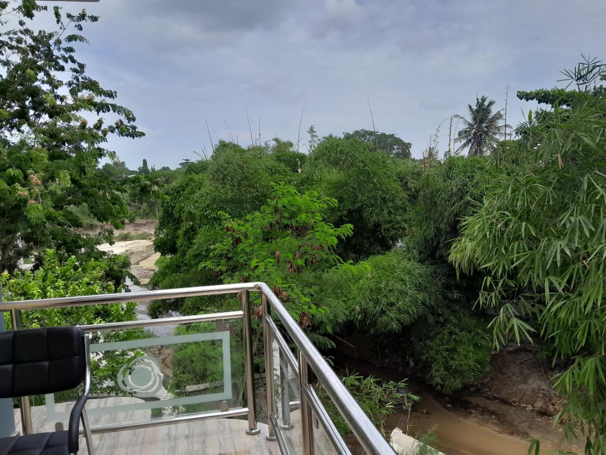 Valley Breeze Hotel Dar es Salaam Exteriör bild