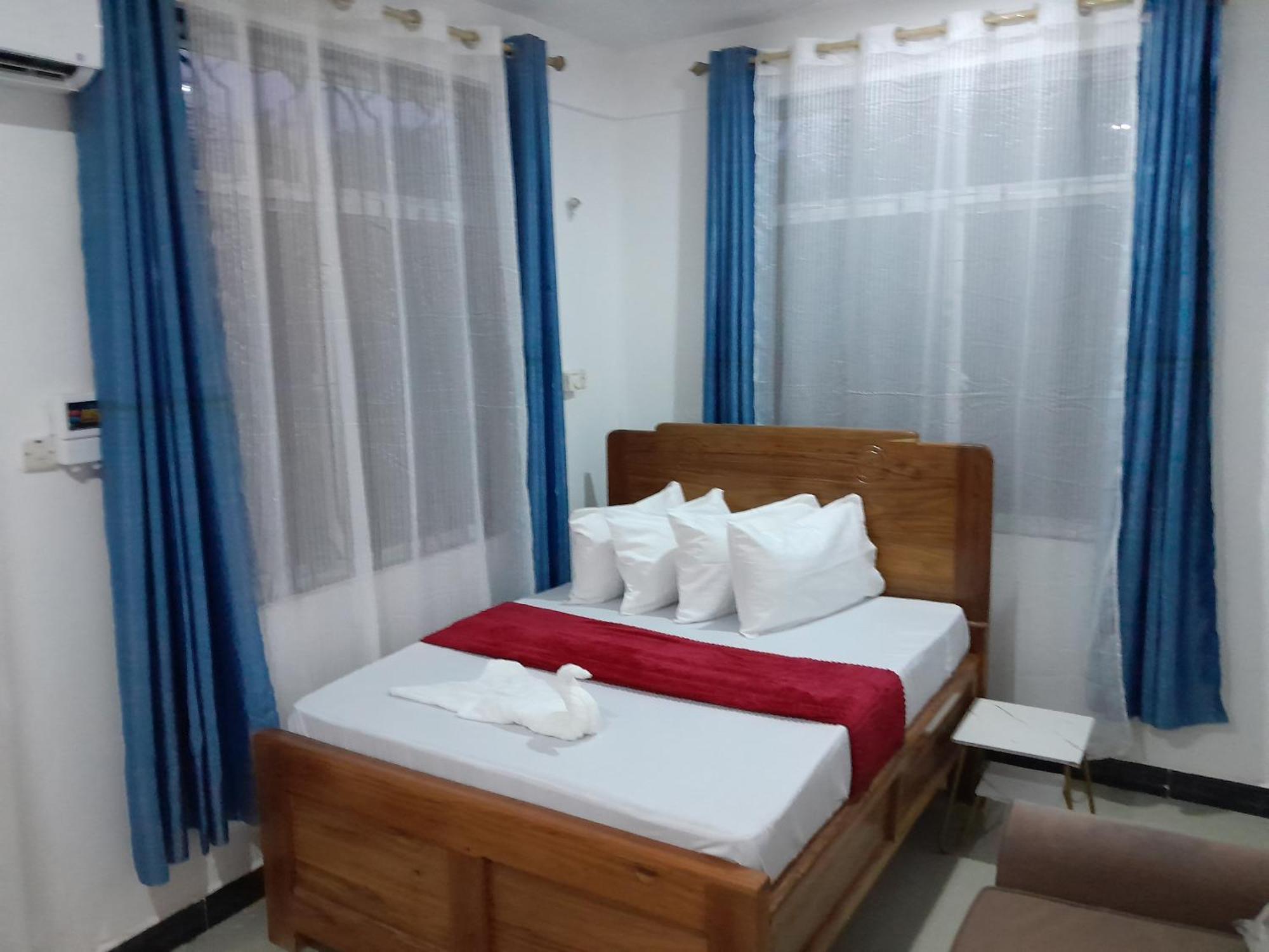 Valley Breeze Hotel Dar es Salaam Exteriör bild